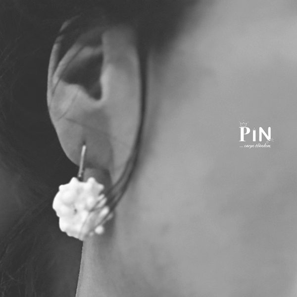 sardinien_an_der_küste_n°1_portrait_porzellan_ohrhänger-coni-pin